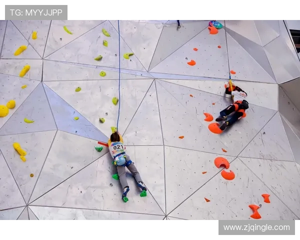 武汉极限运动队在世界攀岩锦标赛中以81分领先积分榜全场表现出色