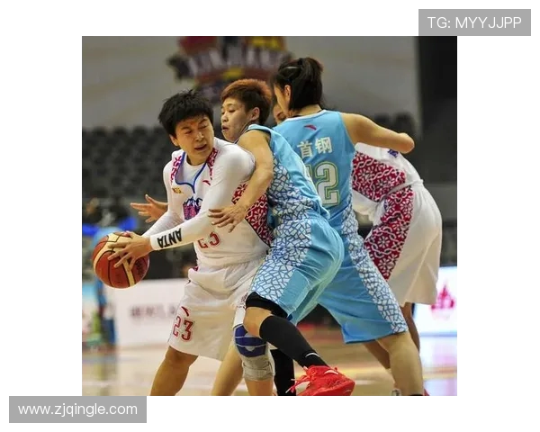 北京与新疆篮球对决精彩直播实录全程回顾与分析 北京与新疆篮球对决精彩直播实录全程回顾与分析