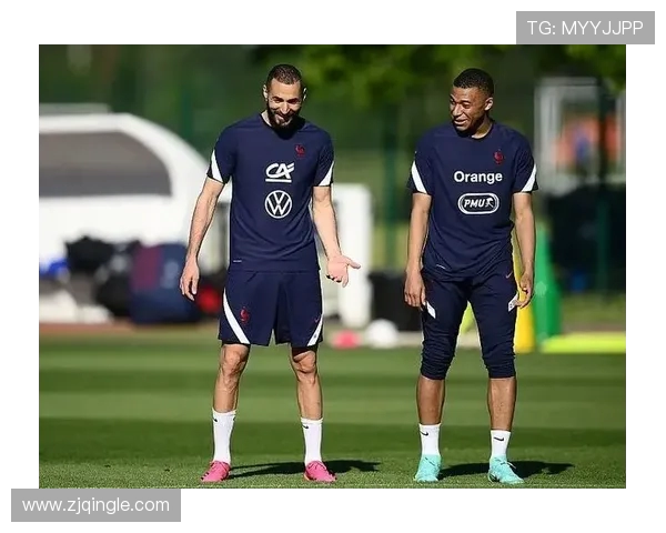 本泽马:从天才少年到足球巨星的传奇旅程与辉煌成就 本泽马:从天才少年到足球巨星的传奇旅程与辉煌成就