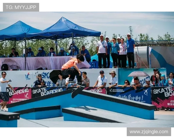 重庆街舞队在滑板精英赛中以69分稳居积分榜首位