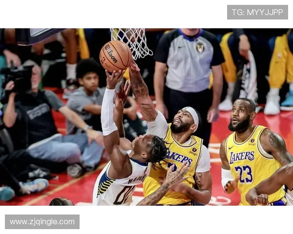 上海飞盘队战术解析：聚焦团队配合与进攻防守策略的深度探讨