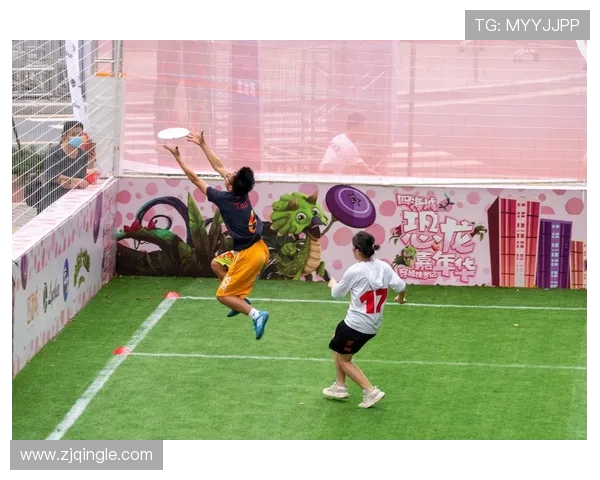 广州飞盘队在世界街舞大赛中的灵活性表现引发热议与赞赏